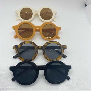 Toddler sunglasses. Unisex. Bundle of 4